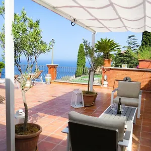 ** Apartahotel Athena Italia