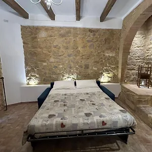 https://borgo-di-mezzo.it-tuscanyhotel.com